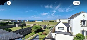 Exterior - Seaside house, walking distance to the beach, sea view (Porspoder)
