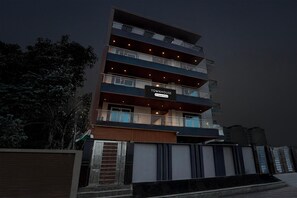 House | Exterior - Mordern Stays at Sector 93 Noida Expressway (Noida)