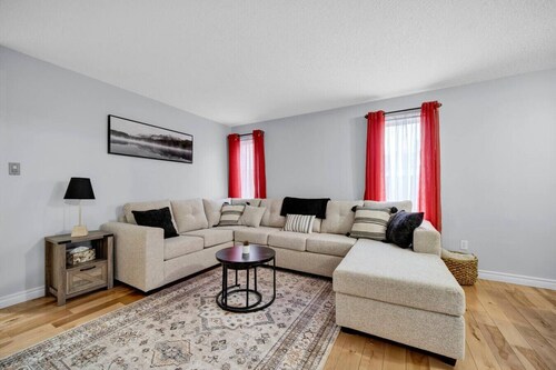 Spacious 3BR Upper Unit | Private Patio