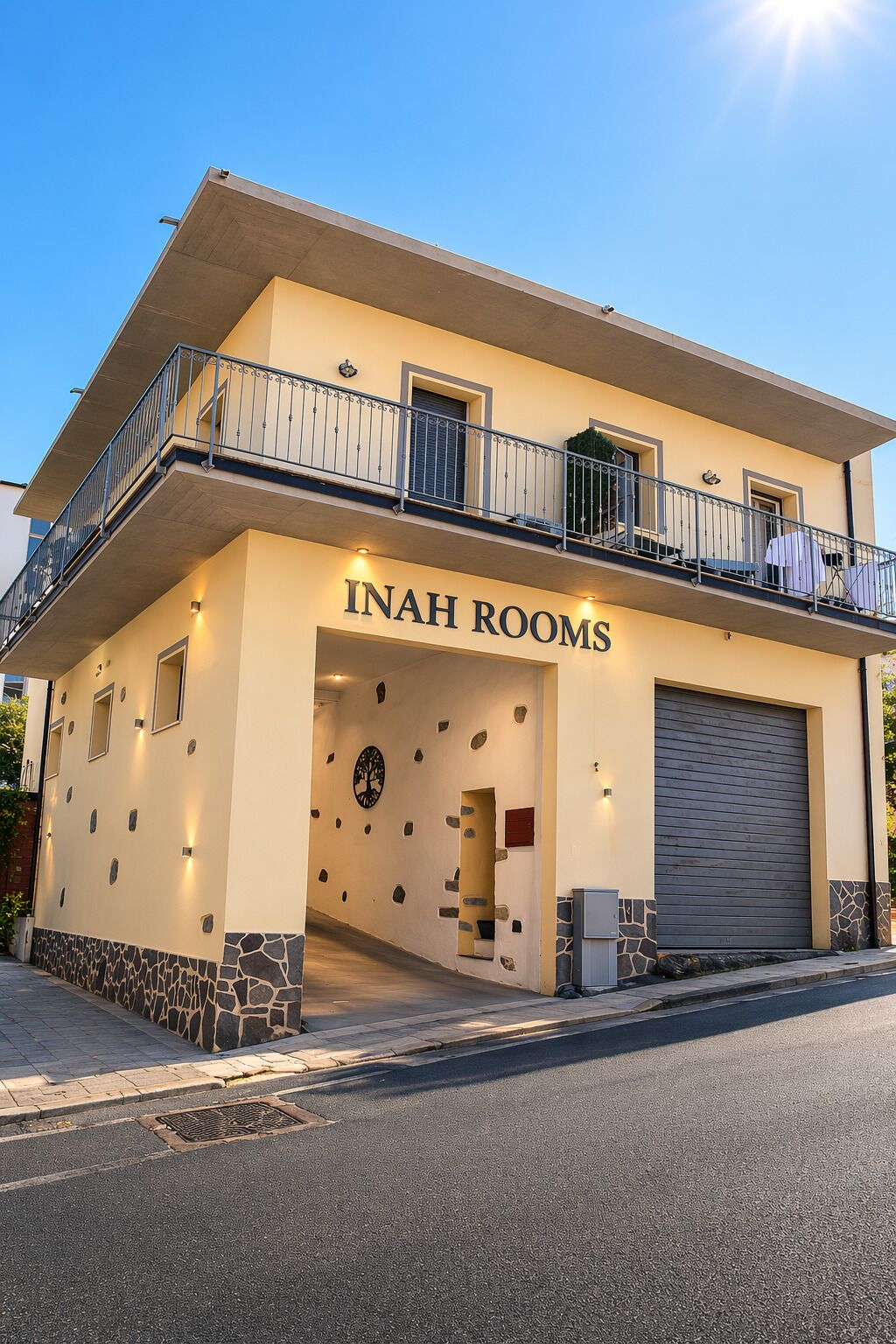 ด้านหน้าที่พัก