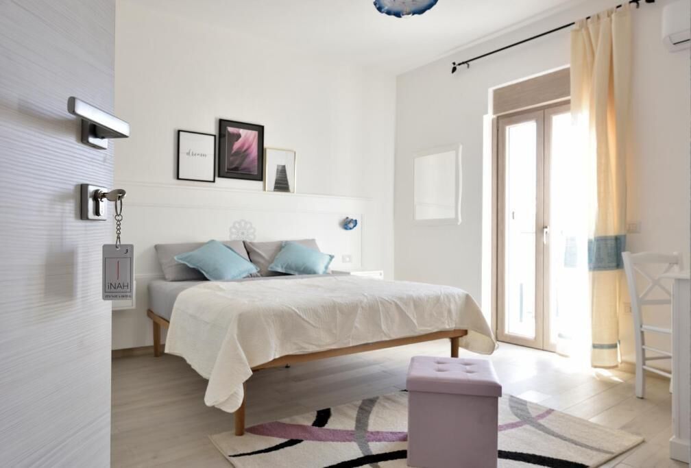 Quarto casal ou duplo conforto, vista para o pátio