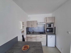 Private kitchen - Dinard studio near Les Halles (Dinard)