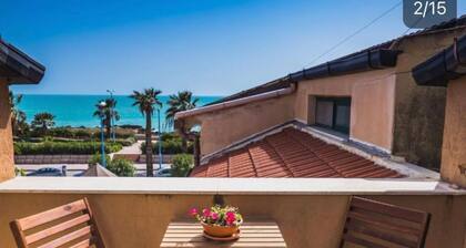 Waterfront Apartment in San Leone with Sea View