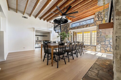 Historic 5Br•2Baths•Pool•Games•FirePlace