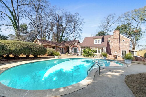 Historic 5Br•2Baths•Pool•Sauna•Games•FirePlace