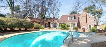 Historic 5Br•2Baths•Pool•Sauna•Games•FirePlace