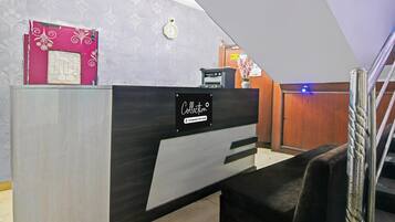 House | Reception