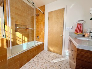 Hair dryer, bidet, towels, soap - Spacious Hillside Mid-century Designer Home with Views (Glendale)