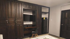 Deluxe Oda | Minibar, odada kasa, ücretsiz kablosuz İnternet, çarşaf takımı 