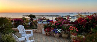 Casa Mare Holiday, with private terrace