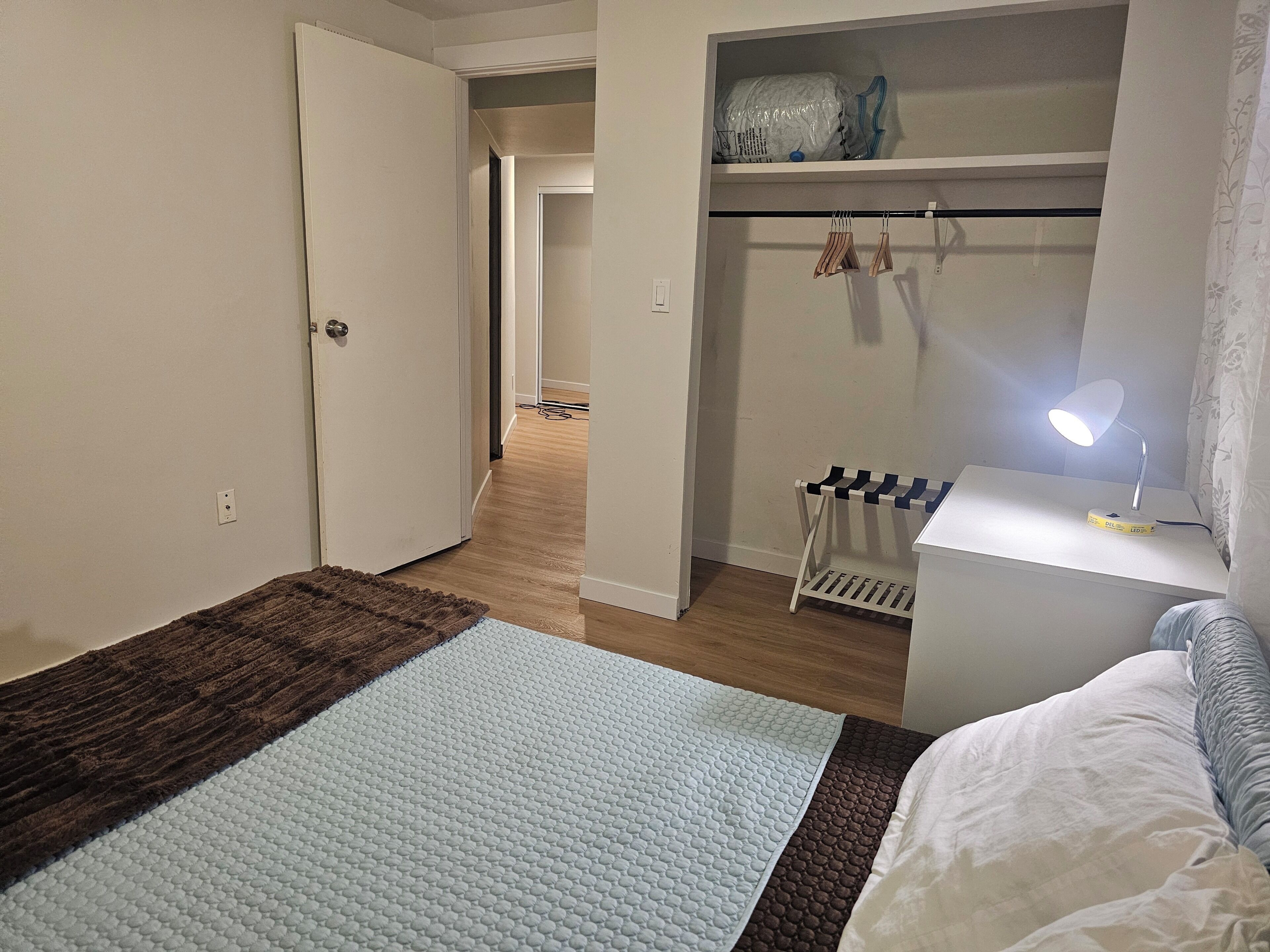 2 chambres, bureau, fer et planche à repasser, Wi-Fi gratuit