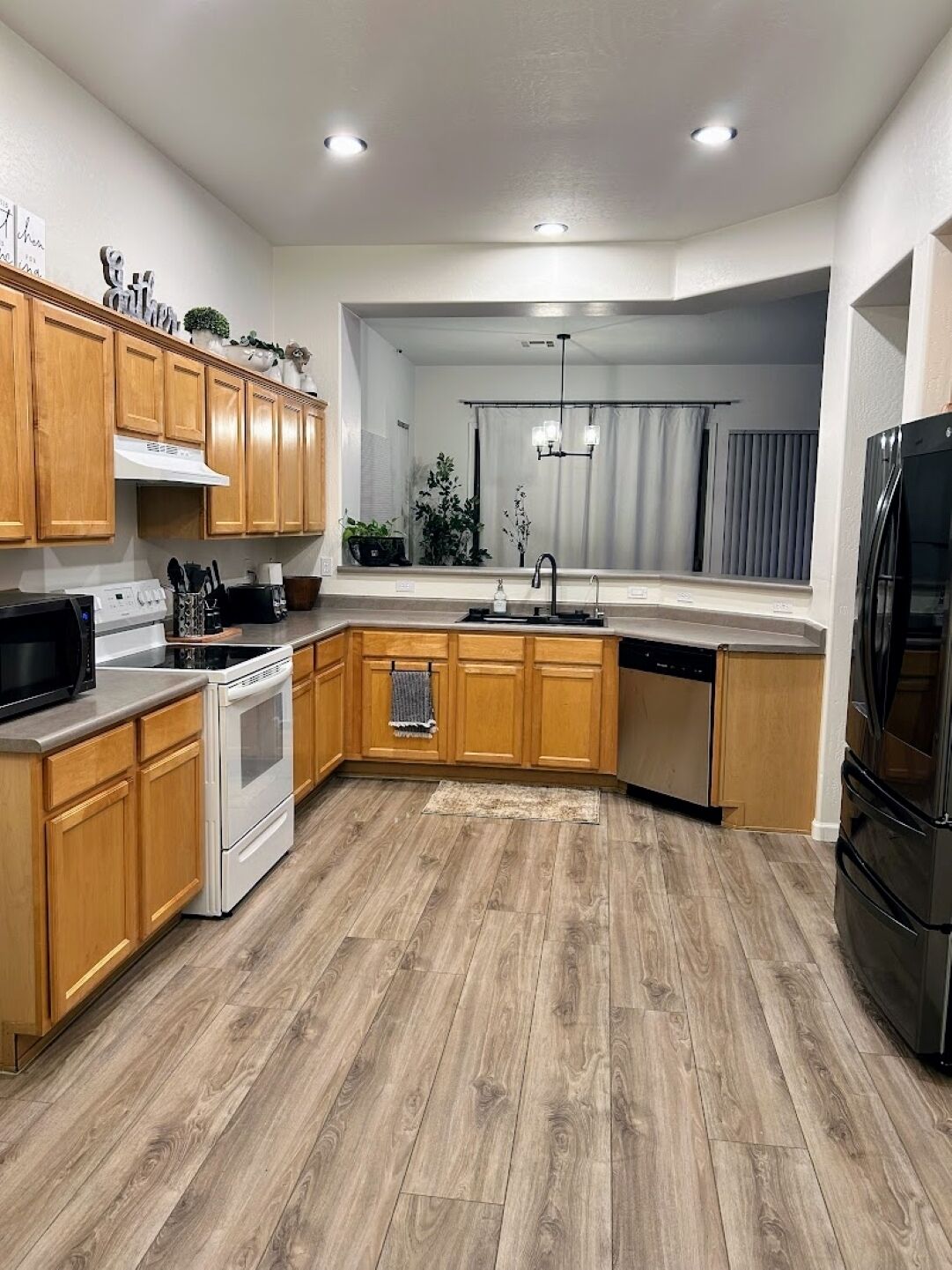 Microwave, oven, stovetop, dishwasher