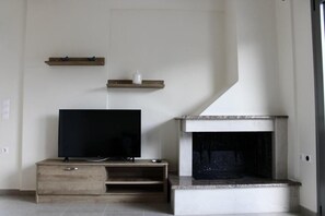 Interior - Dream  (Aigialeia)