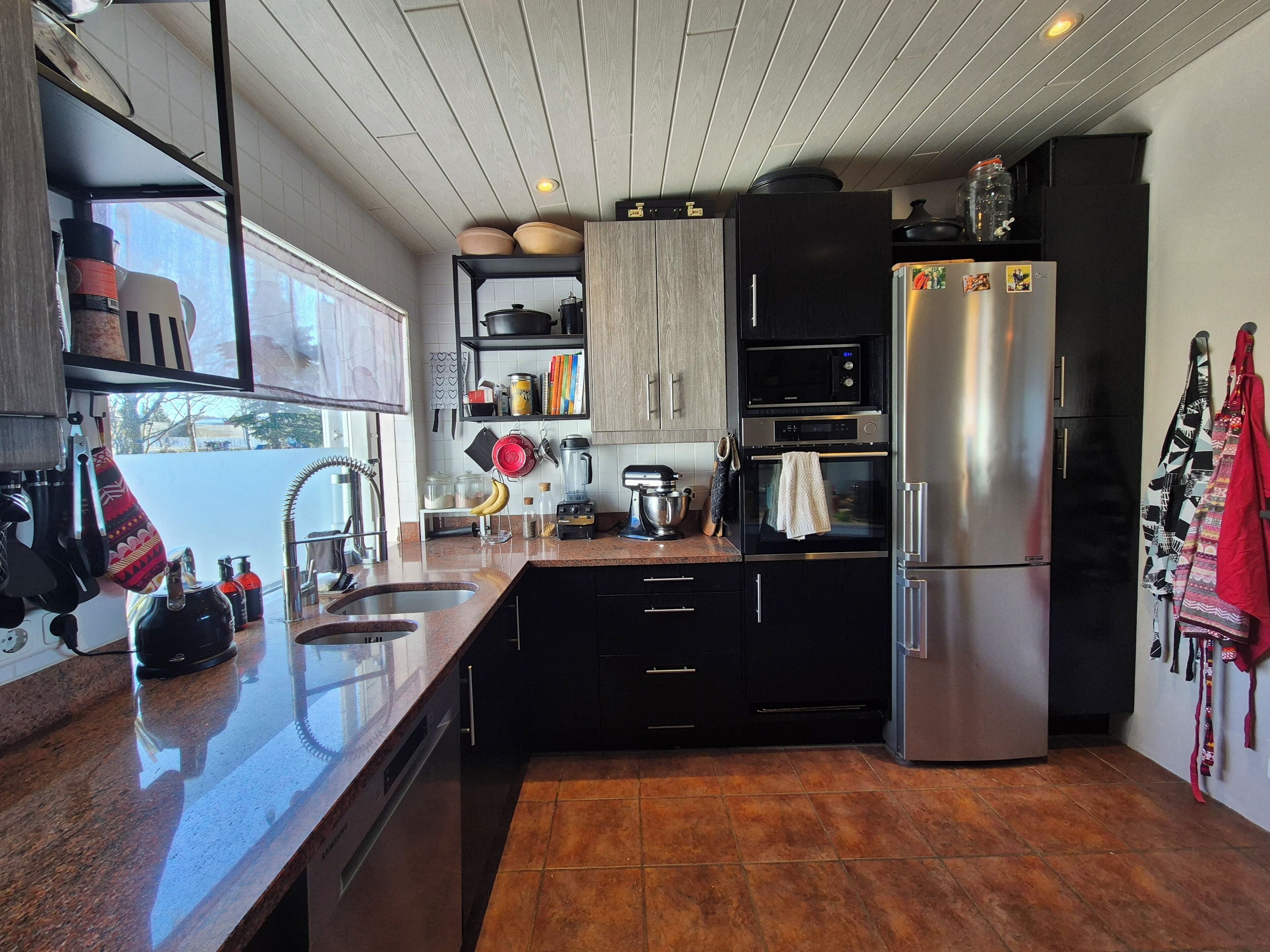 Microwave, oven, dishwasher