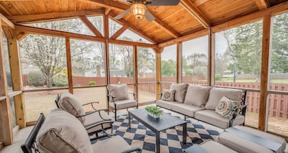 The Haven - 4-bedroom house with AC in friendly Mauldin, SC