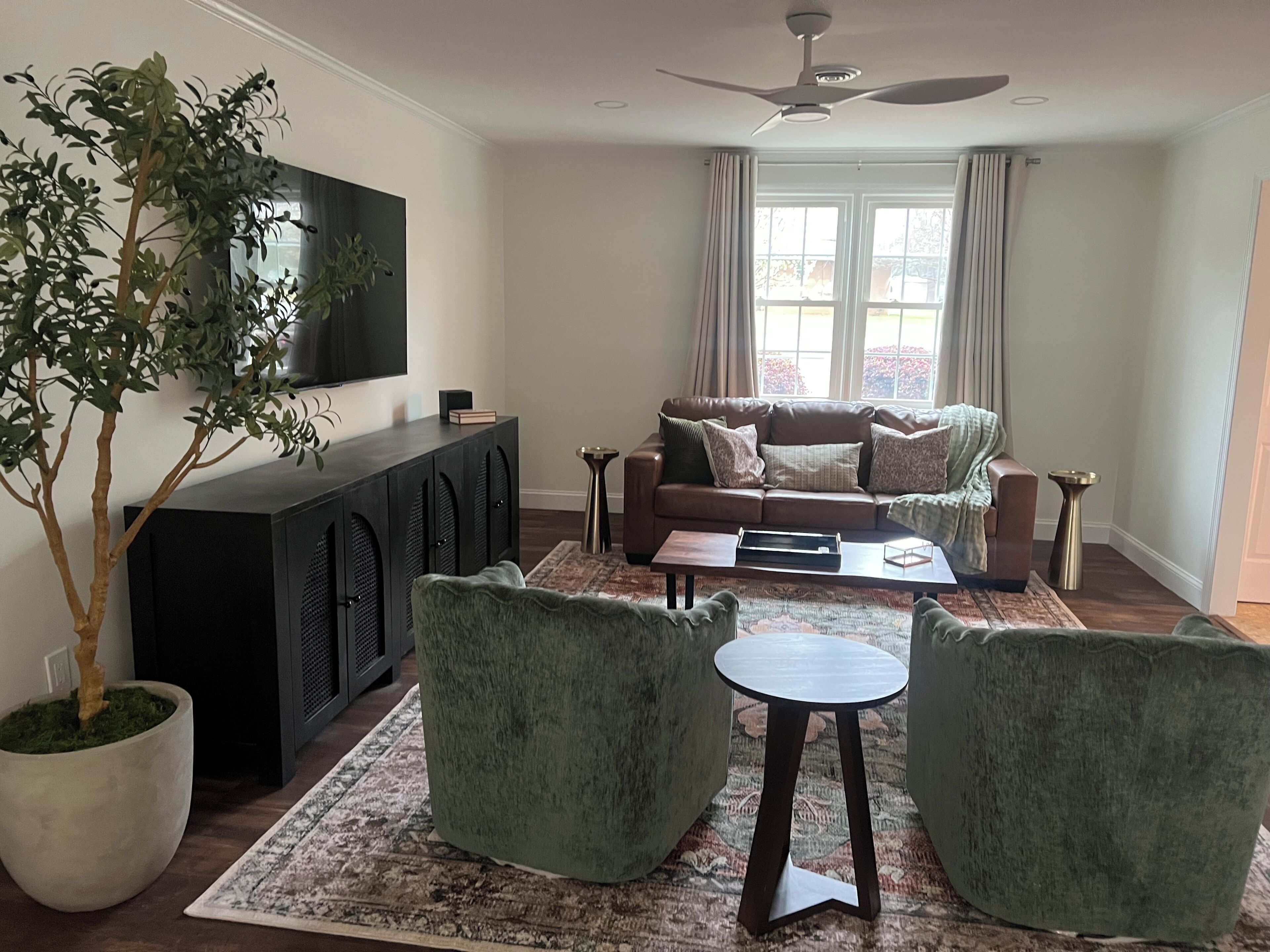 The Haven: 4-bedroom Retreat With Hot Tub Near Greenville, Sc - Greenville, SC