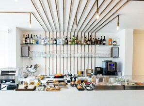 Breakfast meal - &Tales Villas Collection (Óbidos)