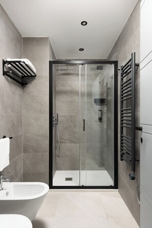 Deluxe Suite | Bilik Mandi