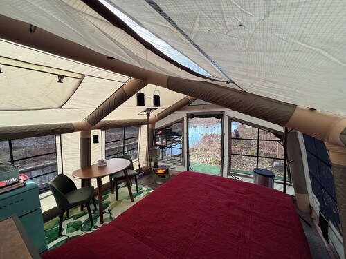 Lovely, fully equipped campground in Sequim perfect for outdoor adventures.