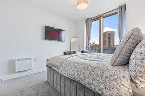 1 bedroom, iron/ironing board, free WiFi, bed sheets