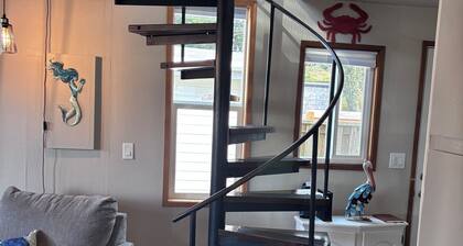 3 Minute walk to the beach