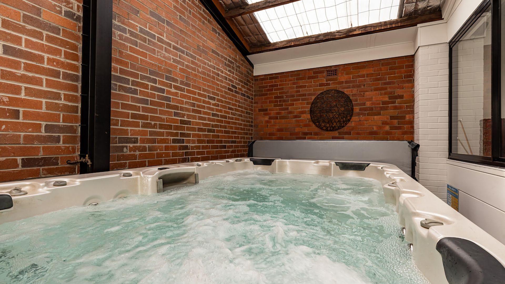 Interni