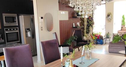 Nice, cozy and modern house, good location, exclusive subdivision.