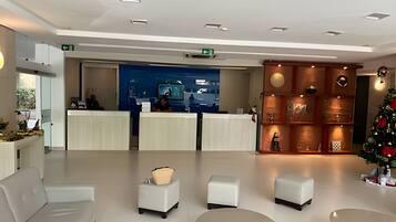 Apartment | Lobby