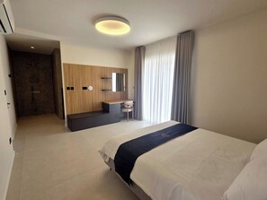 Desk, iron/ironing board, free WiFi, bed sheets - Casa Elana Holiday Home (Xagħra)