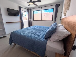 Room - 5 - Cozy Studio king size bed, 10 min Beach, 5 min ADO, sunny garden, Central (Cancún)