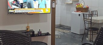 Studio apartment near the shopping mall.