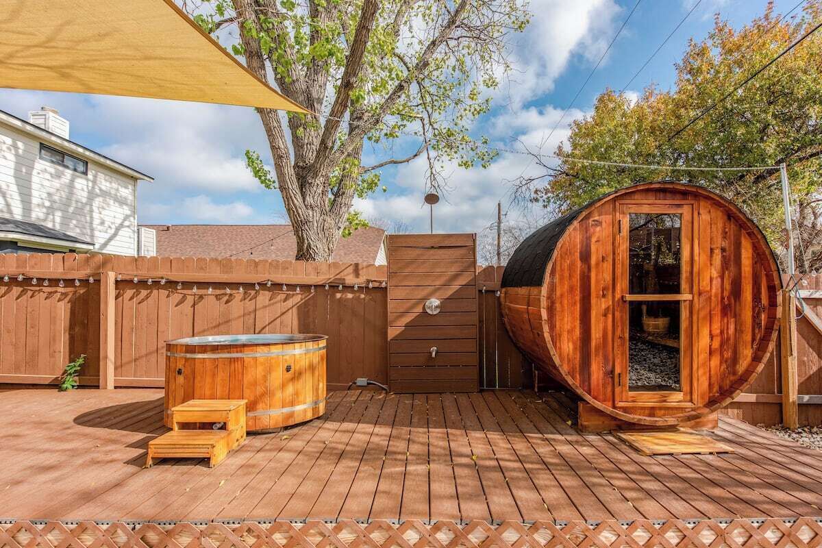 Bain à remous extérieur