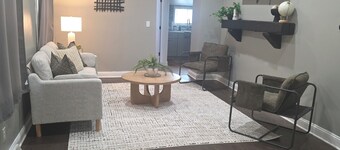 Spacious 3-bedroom house in serene Cleveland with AC