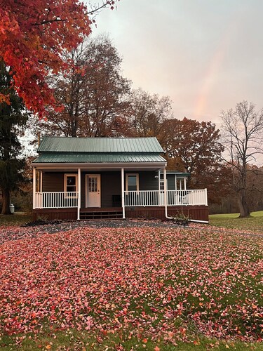 The Glen Mary House-A Peaceful Country Home