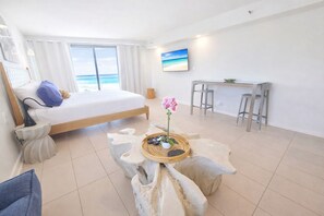 1 bedroom, iron/ironing board, free WiFi, bed sheets - Gulf-Front Sandestin Studio | Balcony Views, Pool & Beach Access | Beachside II 4268 (Miramar Beach)
