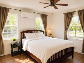 Room - Cozy 2-bedroom house in delightful Sherman with AC (Sherman)