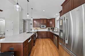 Private kitchen - 4 bedroom house in Sunrise Beach, in a quiet cove with a private dock. (Sunrise Beach)