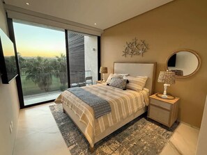 3 bedrooms, WiFi, bed sheets - New Golf Course Condo with Ocean Views (San José del Cabo)