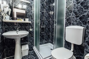 Bathroom - Azzurro Hotel Bijela, Herceg Novi (Bijela)