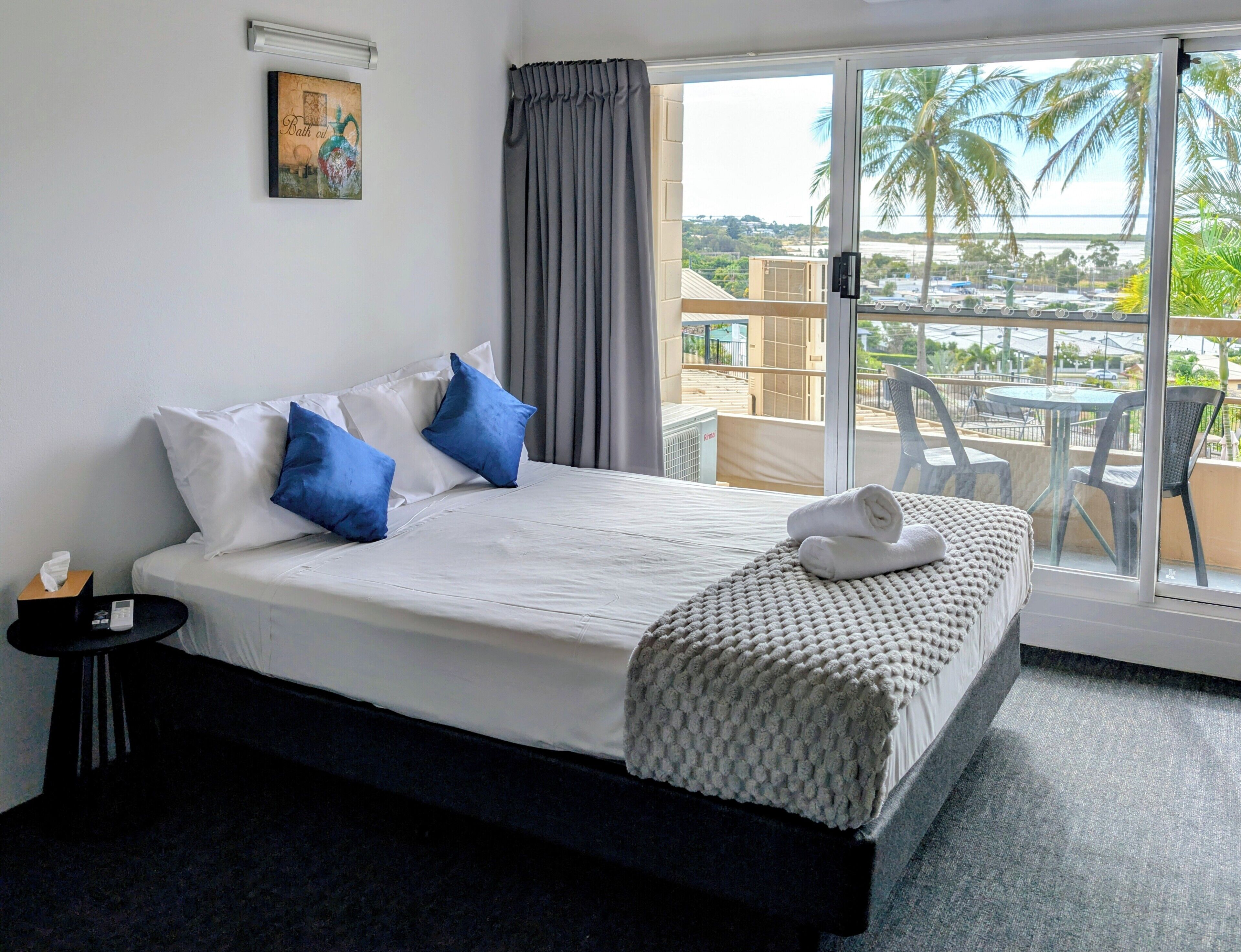 Standard Triple Room, Balcony, Sea View | Free WiFi