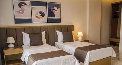 HOTEL EVEREST RDC