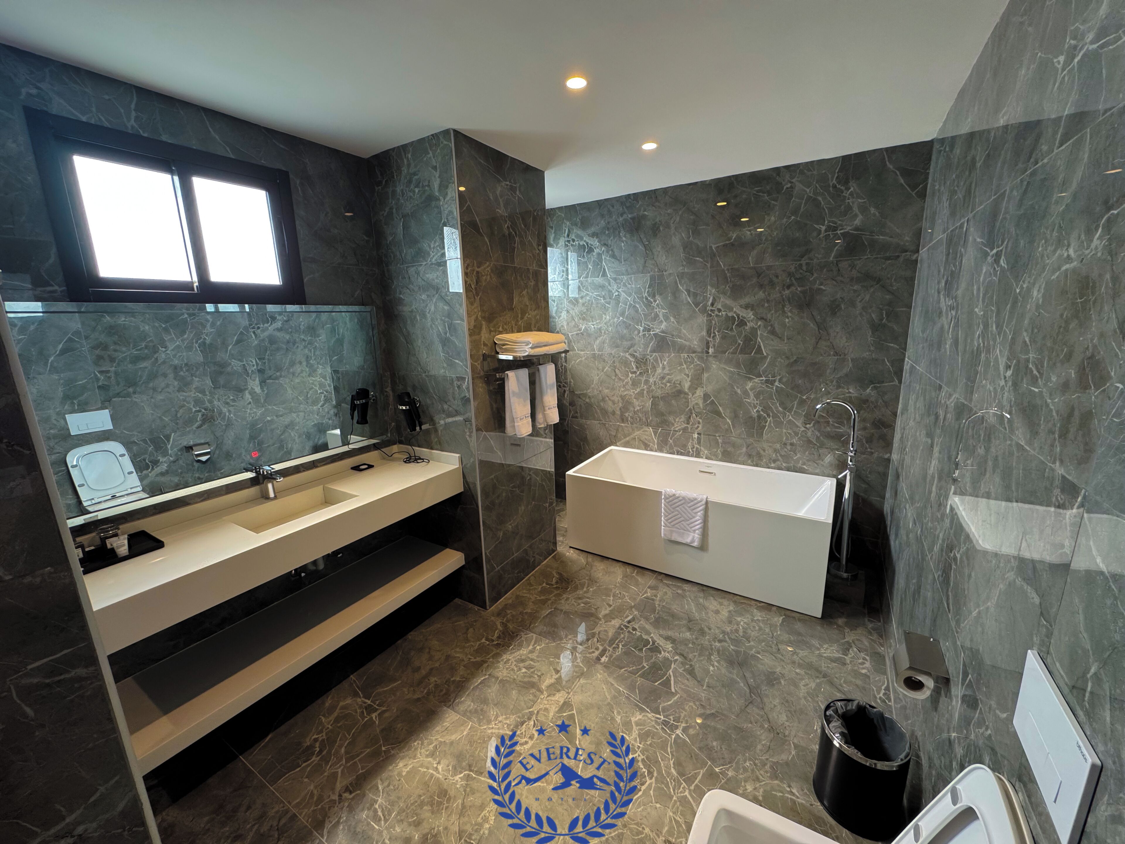 Family Suite, City View | Bilik Mandi