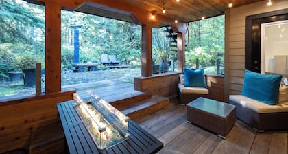 Kinnikinnick Guest House