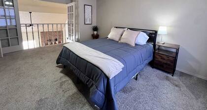 Spacious Extended-Stay Townhome | Cook & Relax!