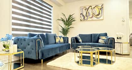 4BR Home w/ Hot Tub & BBQ Near Niagara Falls