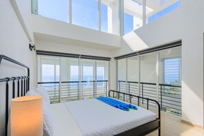 5 bedrooms, iron/ironing board, WiFi, bed sheets - Stunning Beach Front 5BD Penthouse, Spectacular Sea Views (Playa Juan Dolio)