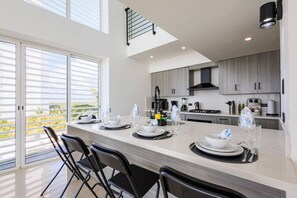 Fridge, microwave, oven, stovetop - Stunning Beach Front 5BD Penthouse, Spectacular Sea Views (Playa Juan Dolio)