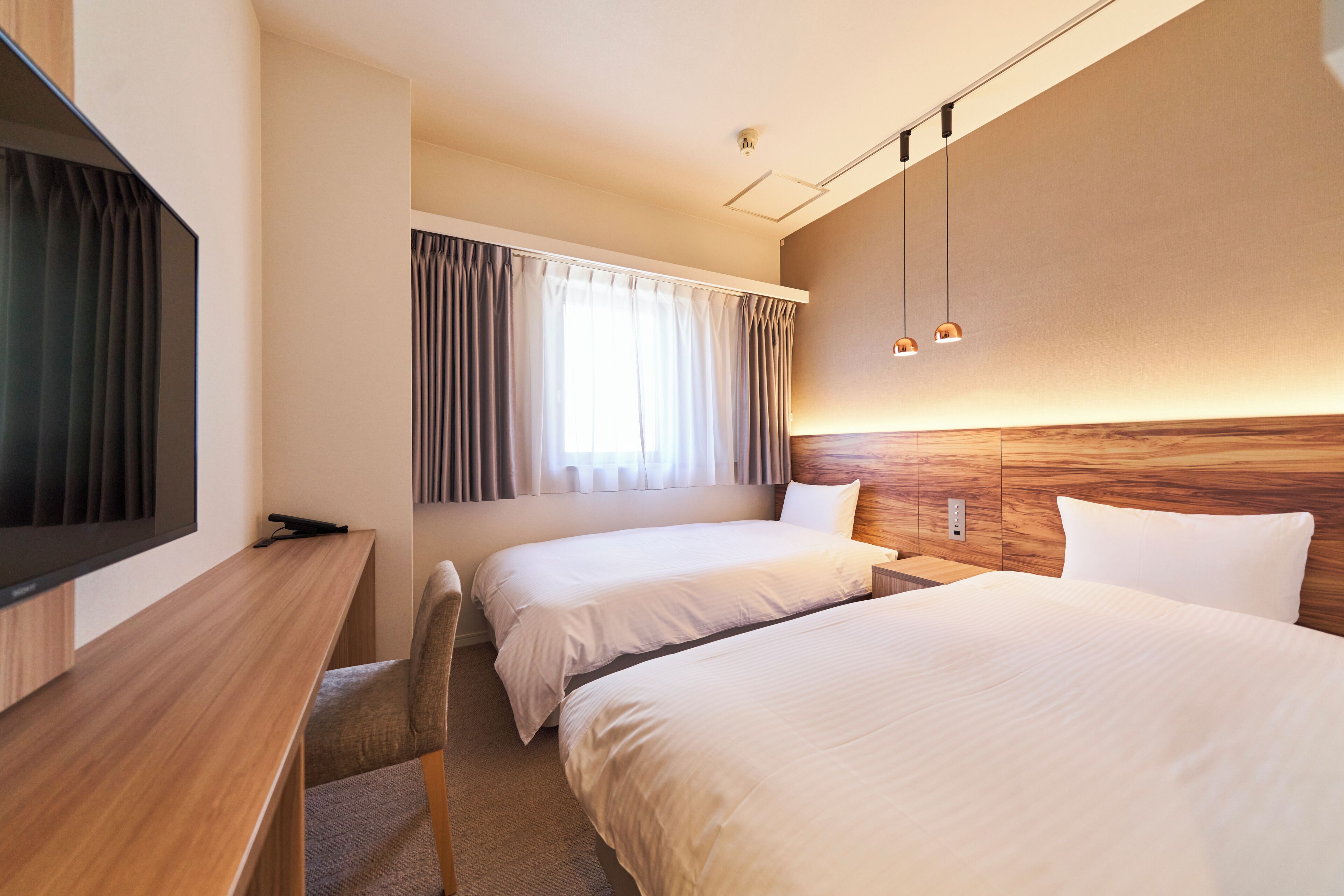 Kamar Twin, Bebas Asap Rokok | Meja kerja, setrika/meja setrika, dan Wi-Fi gratis