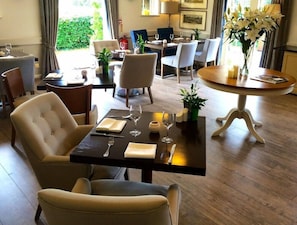 Dining - The Bell Inn New Forest (Lyndhurst)