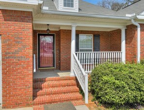 Exterior detail - Beautiful 3-bedroom house with AC in tranquil North Augusta. (North Augusta)